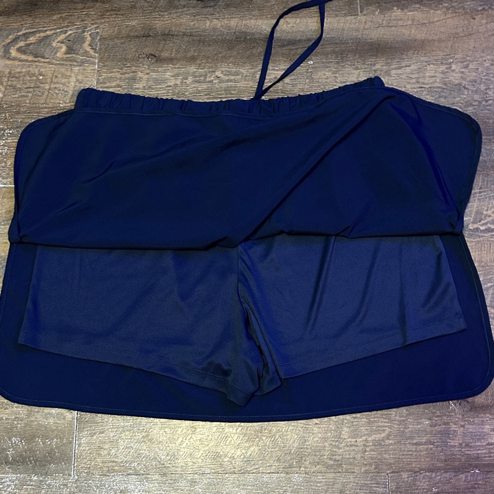 Live & Well Active Plus Size 26-28 Navy Blue Skort Skirt New with out tags - Picture 4 of 7